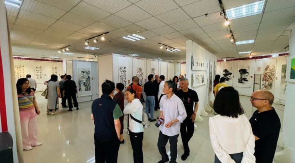 国色天香好河山——中国当代名家书画展重庆垫江展